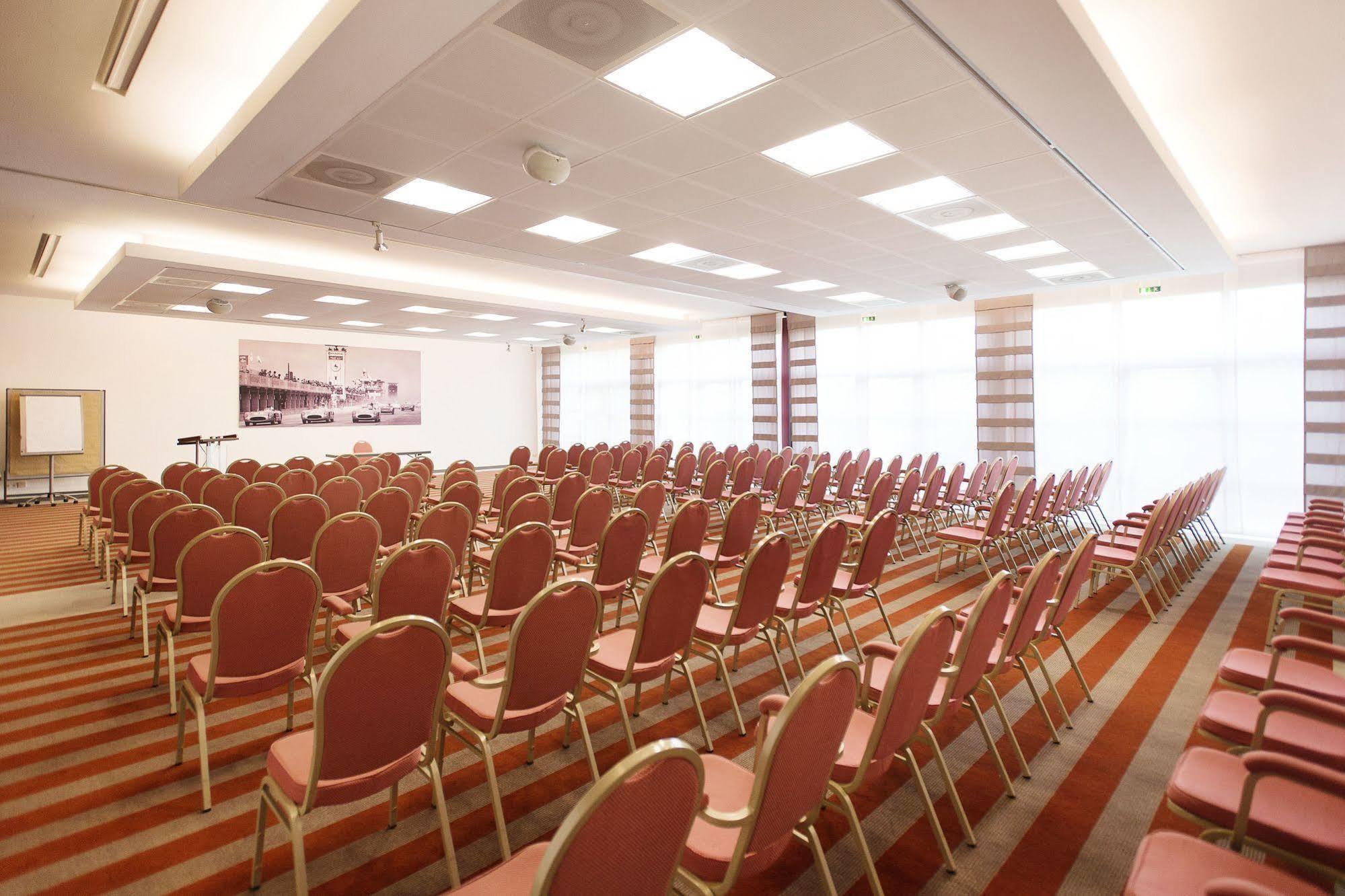 Elaya Hotel Stuttgart Ludwigsburg Ehemals Abacco By Rilano คอร์นทัล-มุนคิงเกน ภายนอก รูปภาพ