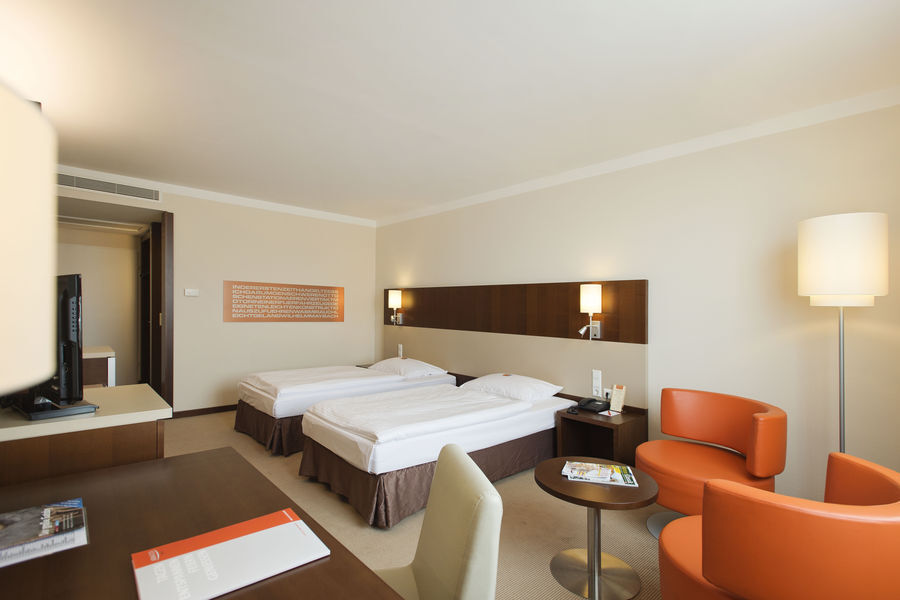 Elaya Hotel Stuttgart Ludwigsburg Ehemals Abacco By Rilano คอร์นทัล-มุนคิงเกน ภายนอก รูปภาพ
